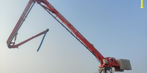 科尼樂重工液壓布料機-破解高層建筑施工難題