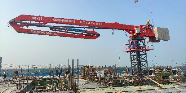科尼樂 電梯井內爬式液壓布料機